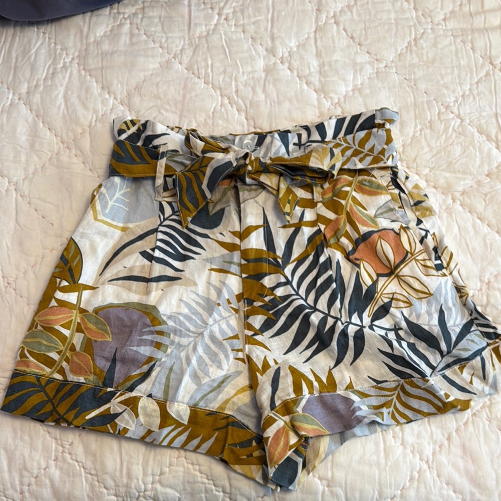 Floral Print Women's Shorts